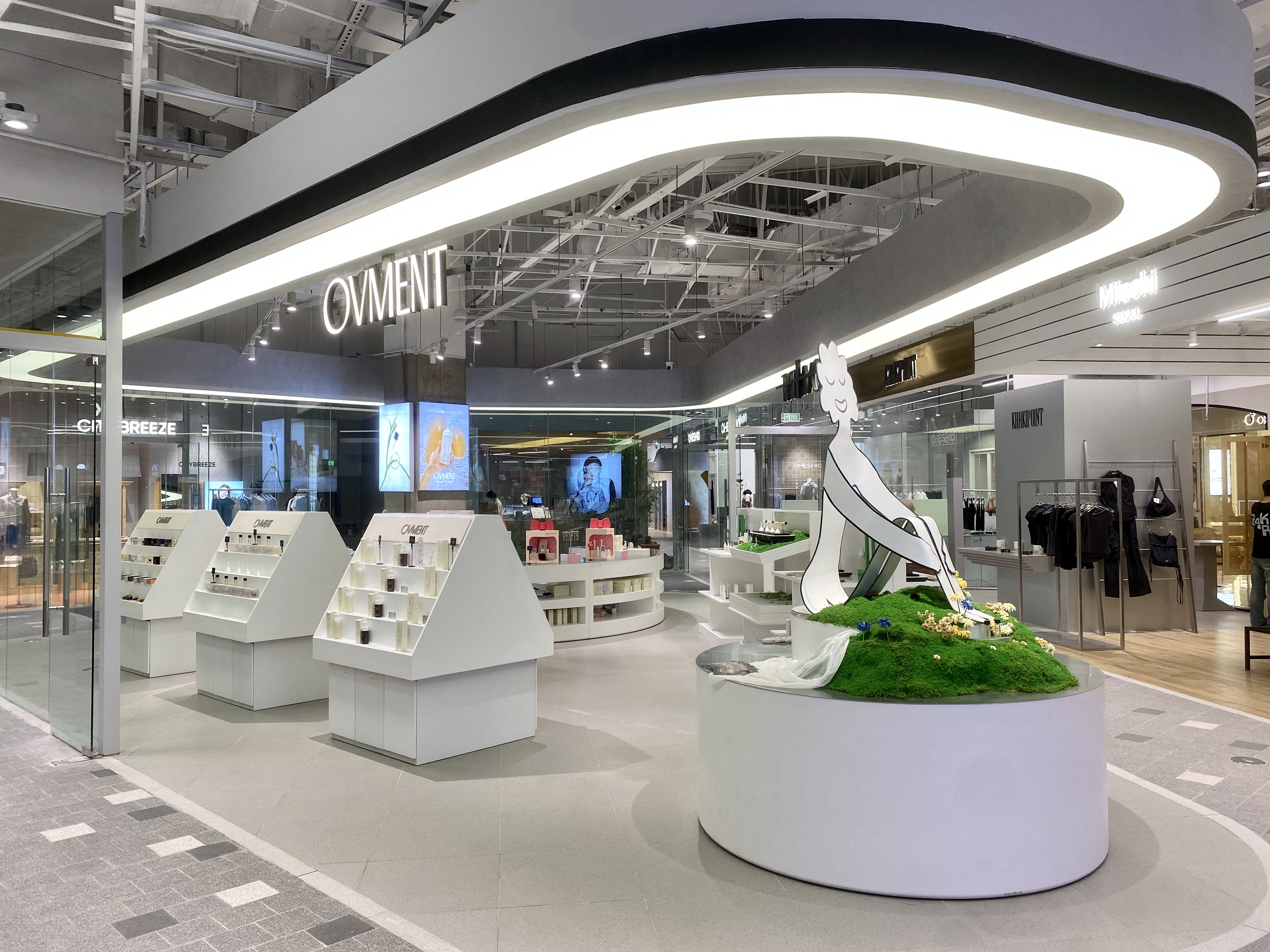 중국 HUGSOSO 협업 매장 전경